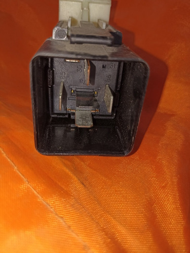Relevador Relay Ford Varios Modelos F0ab-14b139-ab (Usado)