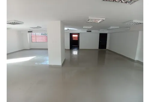 Arriendo De Local U Oficina En El Prado.
