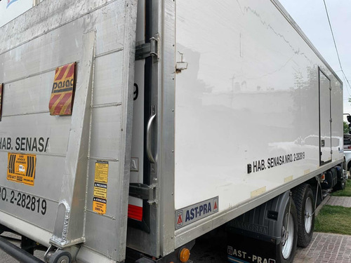 Volvo Vm270r