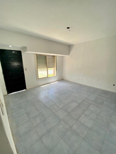 Imagen 2 de 11 de Oportunidad Casa Con Patio Y Garage
