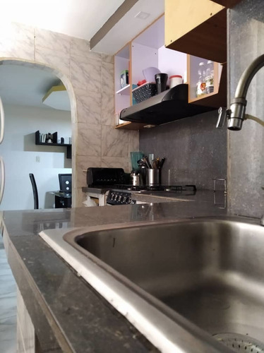 Imagen 7 de 13 de Venta De Apto. Conj. Resd Las Mesetas Urb. La Rosa Guatire