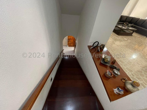 Townhouse En Venta En Los Chorros