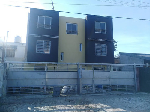 Imagen 1 de 4 de U$s110.000 Calle 139 700 Berazategui 3 Amb. Opcional Cochera