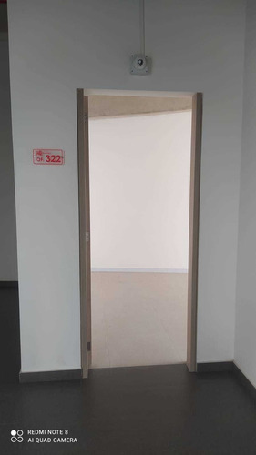 Imagen 1 de 16 de Oficina En Arriendo En Chía Av. Pradilla. Cod 103697