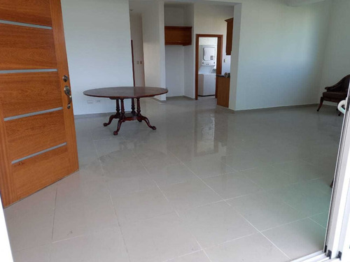 Imagen 6 de 14 de Apartamentos En Sector Dominicanos Ausentes Av. 30 De Mayo