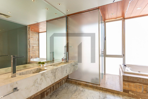 Imagen 20 de 30 de Imponente Casa Premiun A La Venta En Barrio Terralagos.