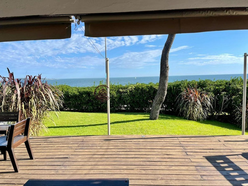 Imagen 20 de 30 de Casa En Venta Playa Mansa Frente Al Mar Cuatro Dormitorios - Punta Del Este Mansa
