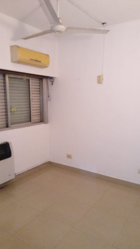 Departamento Tipo Casa En Alquiler En Bernal Oeste