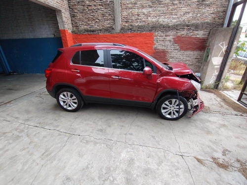 Imagen 7 de 16 de Chevrolet Tracker 1.8 Premier + Awd