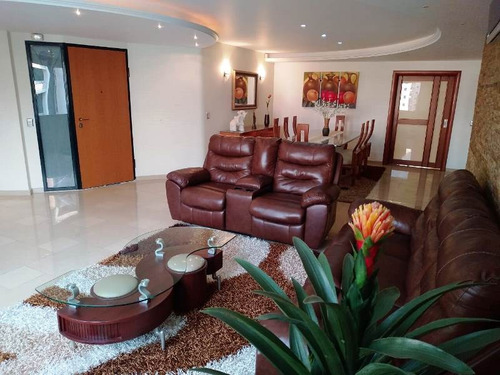 Lisbeth Garcia Bienes Raices Vende Exclusivo Apartamento En La Urb. La Soledad