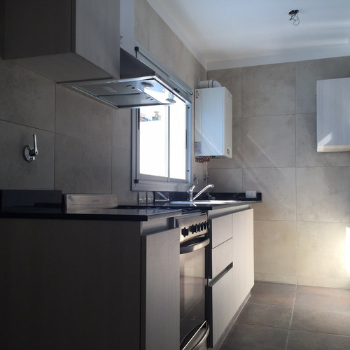 Departamento En Venta En Vías / Santa Fé, Santa Fé / Fleming, Martínez