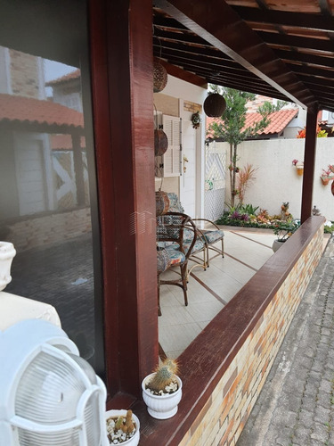 Imagem 3 de 15 de Casa No Residencial Santa Ùrsula - Campos Dos Goytacazes, Rj - 13867