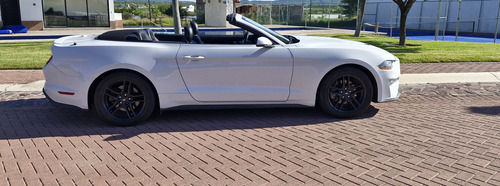 Mustang Convertible Impecable Edicion Especial