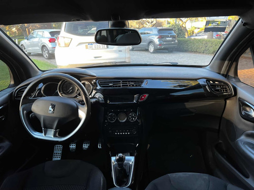 Imagen 10 de 12 de Citroën Ds3 2013 1.6 Vti 120 So Chic