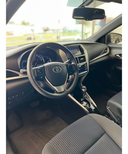 Imagem 7 de 12 de Toyota Yaris 1.3 16v Flex Xl Automático