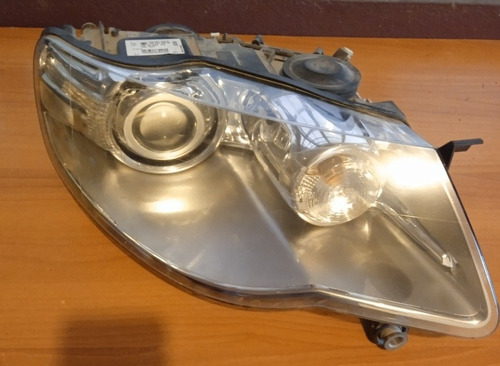 Faro Derecho Vw Touareg (Usado)