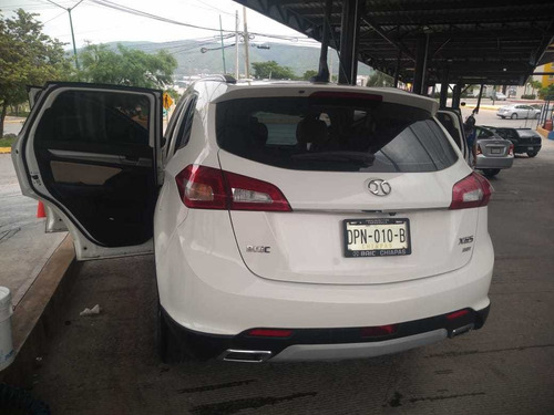 Imagen 3 de 9 de Baic X65 Fashion Baic X65 Fashion