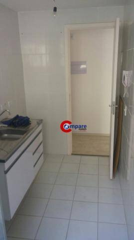 Imagem 4 de 11 de Apartamento Com 2 Dormitórios À Venda, 50 M² Por R$ 170.000,00 - Jardim Alvorada - Guarulhos/sp - Ap4937