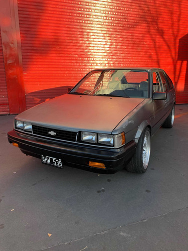 Chevrolet Nova-corolla Liftback