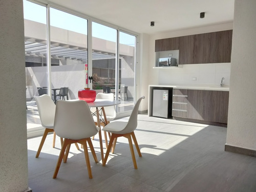 ** Piso 5. Gcomunes Bajos!** 1 Hab / 1 Baños, Oriente