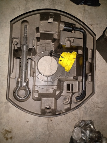 Imagen 4 de 6 de Peugeot 207 2013 1.6 5p Allure Mt Por Partes