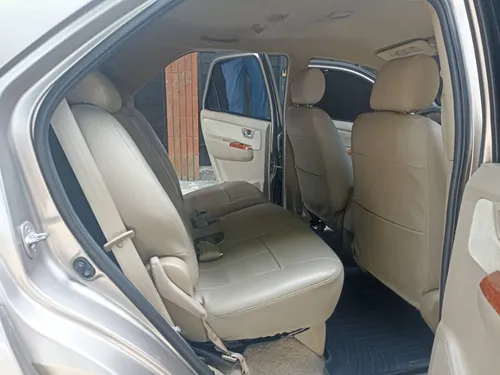 Toyota Fortuner Rs 2010