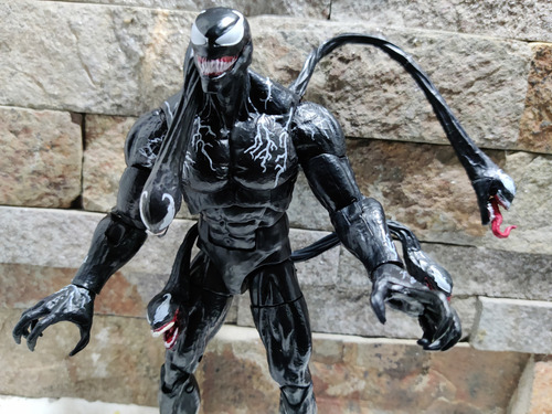 Figura Venom Let There Be Carnage (Usado)