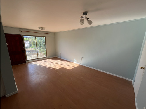 Viña Del Mar / Nueva Aurora / Casa 3d 1b 4e 1b