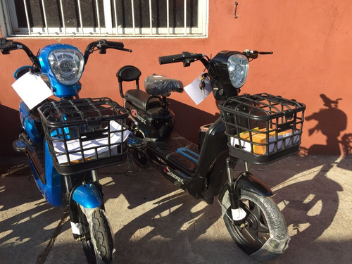 Moto Eléctrica Max 350 Yumbo 500 800 Scooter 100% Financiada
