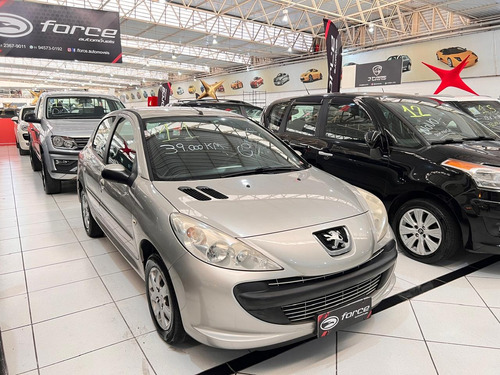 Peugeot 207 1.4 Xr 10 Anos Flex 5p