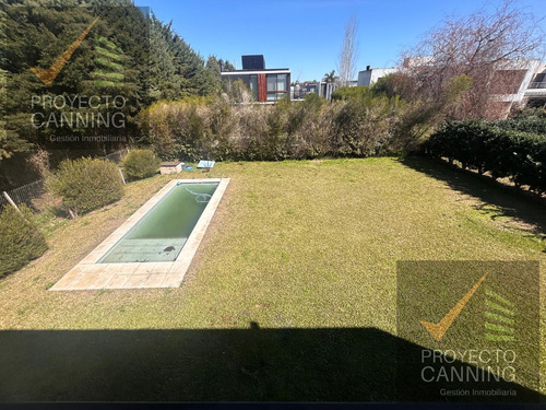 Casa En Venta En Barrio Los Naranjos Canning