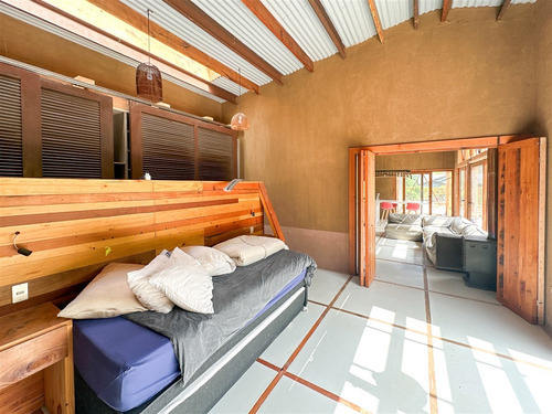 Casa En Arriendo De 2 Dorm. En Zapallar
