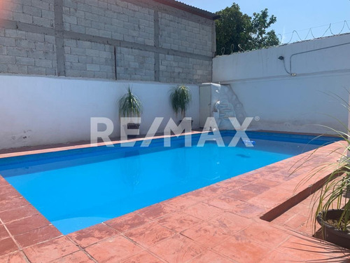 Imagen 2 de 18 de Casa En Renta En El Centro - (2)
