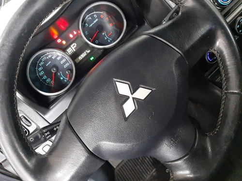 Imagem 3 de 15 de Pajero Tr4 2.0 At 4x2 Automática Único Dono
