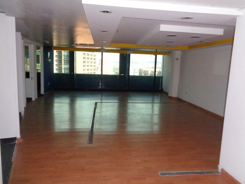 Oficina En Alquiler El Rosal 635 M2