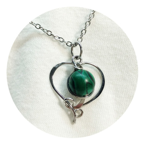 Imagen 3 de 5 de Dije Collar Cadena Con Piedra Malaquita De Acero Quirúrgico