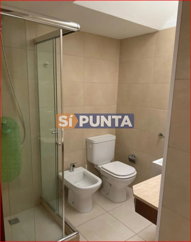 Imagen 8 de 12 de Casa En Alquiler - Punta Del Este