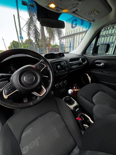 Jeep Renegade 1.8 Flex 5p