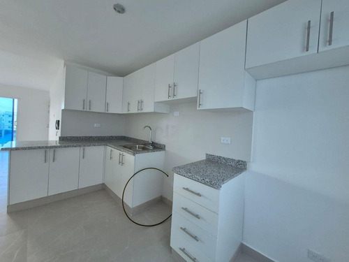 Apartamento En Alquiler En Avenida Barceló, Punta Cana, 2 Habitaciones