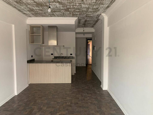 Imagen 2 de 24 de Amplio Monomb Balcón A Estrenar A Una Cuadra Av. San Martin. Amenities