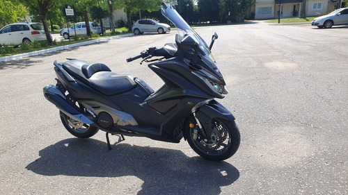 Scooter Kymco Ak 550