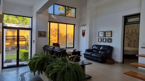 Casa En Venta En Xochitepec Morelos,