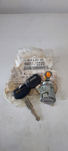 Cilindro Puerta Derecha Corolla Araya 87-92 Toyota Orig.