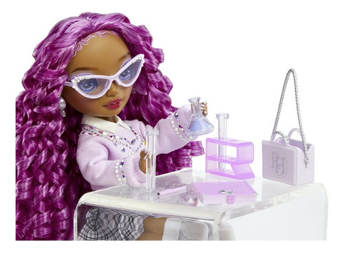 Muñeca Rainbow High Lilac Lane Con Sus Accesorios