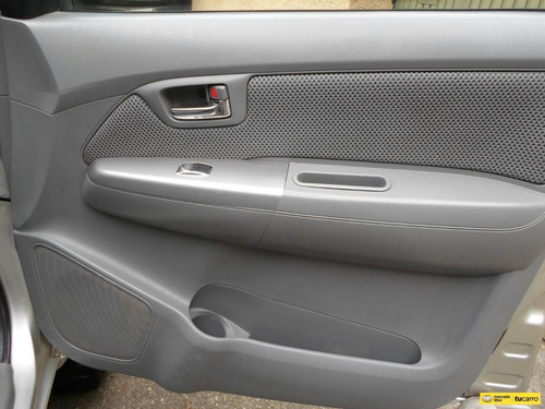 Imagen 18 de 25 de Toyota Hilux D.c