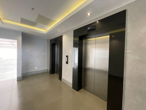 Oficinas Edificio Venta Alquiler Piantini, Santo Domingo