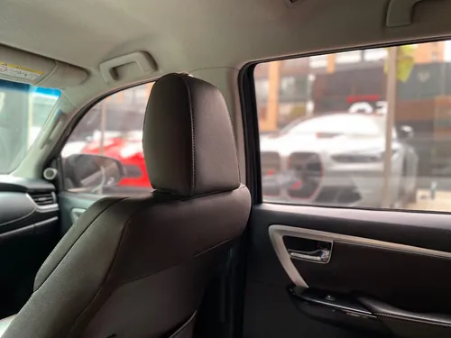Toyota Fortuner Srv