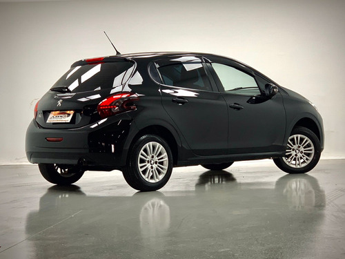 Peugeot 208 1.2 ACTIVE 12V FLEX 4P MANUAL