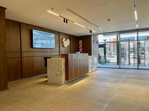 Oficina De 2600 M2 En Complejo Olivos Building Sobre Panamericana