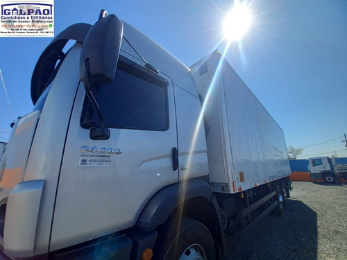 Imagem 4 de 15 de Vw 24.280 Crm 6x2 Cabine Leito - (2013)